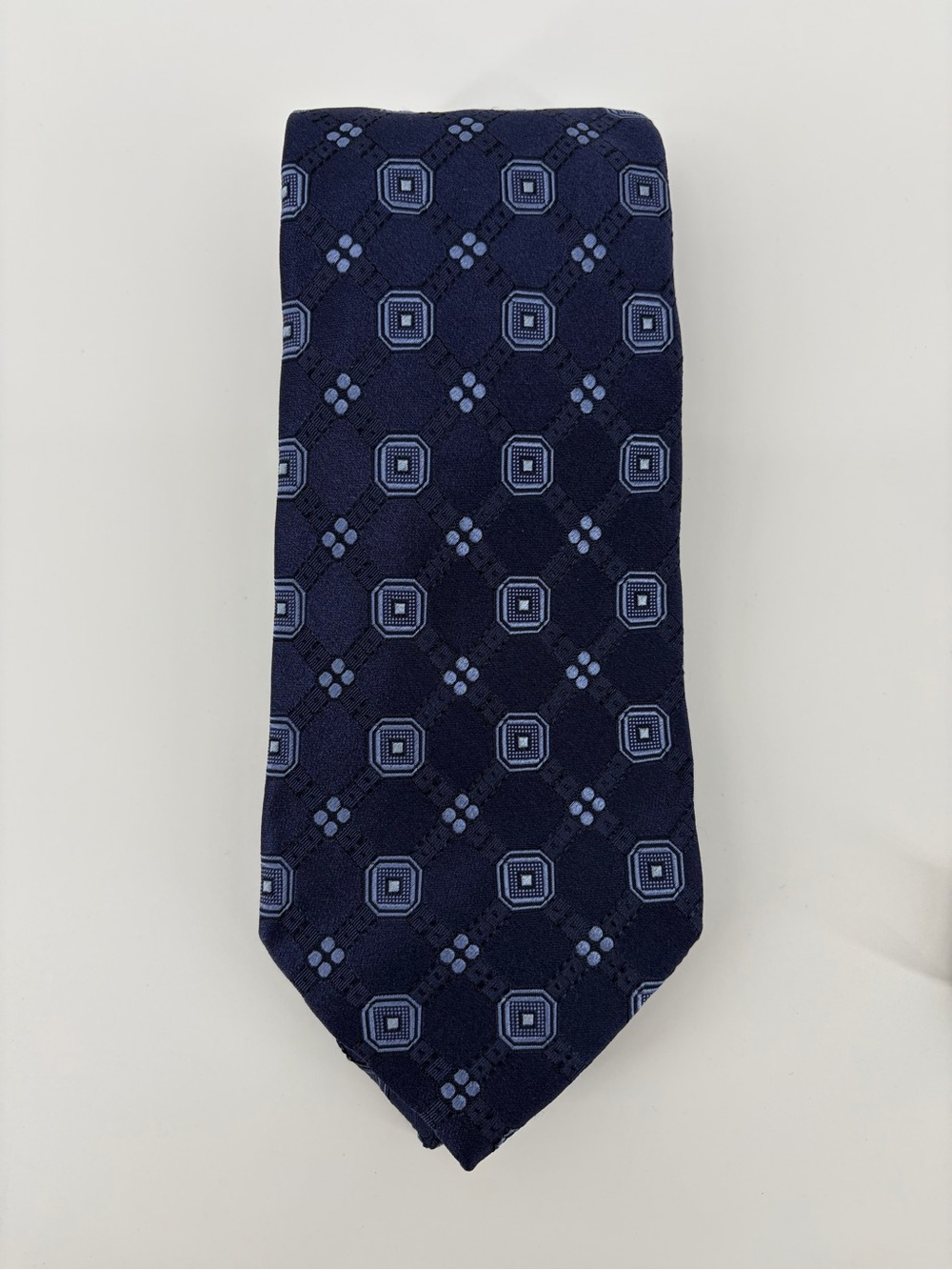 Faconnable Tie Necktie 100% Silk Mens Navy & Light Blue Geometric Pattern